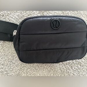 Everywhere belt bag 1L